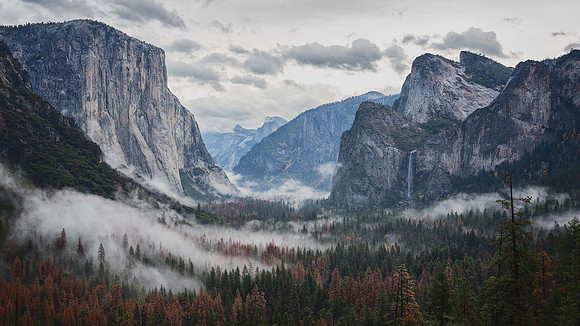 Tunnel View